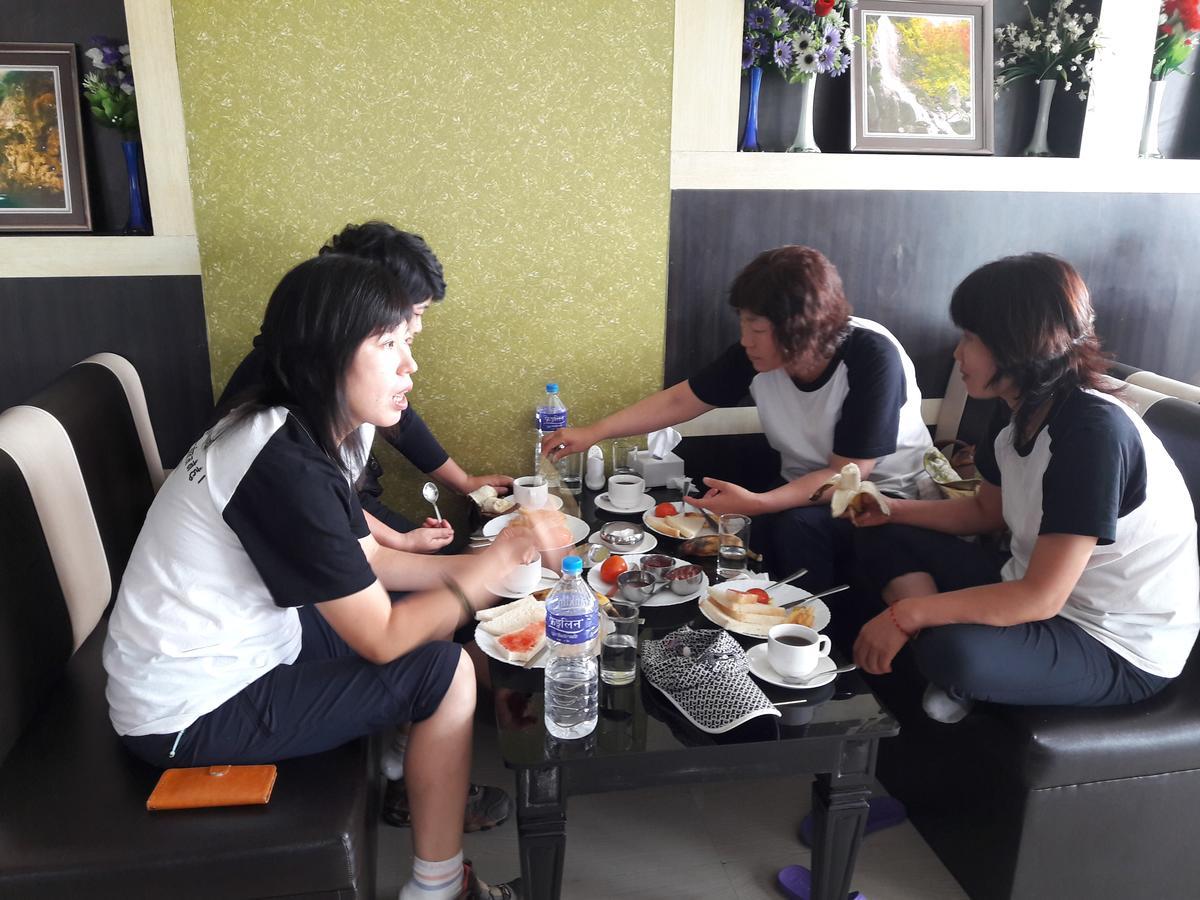 Asian Hotel Butwal Bagian luar foto
